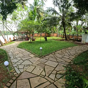 Greenchromide Homestay