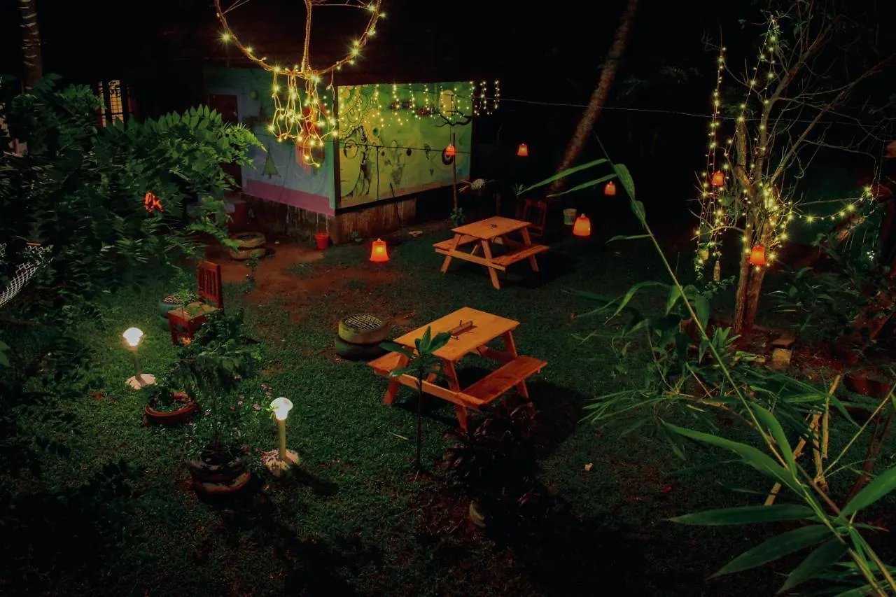 Paradise Munroe Homestay Mundrothuruth