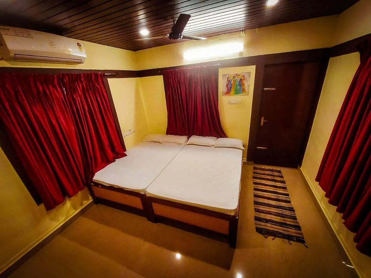 Paradise Munroe Homestay Mundrothuruth