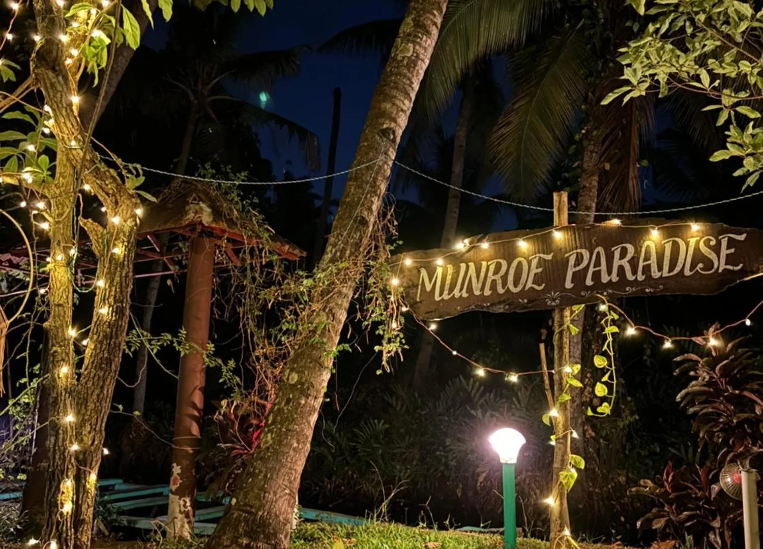 Paradise Munroe Homestay Mundrothuruth